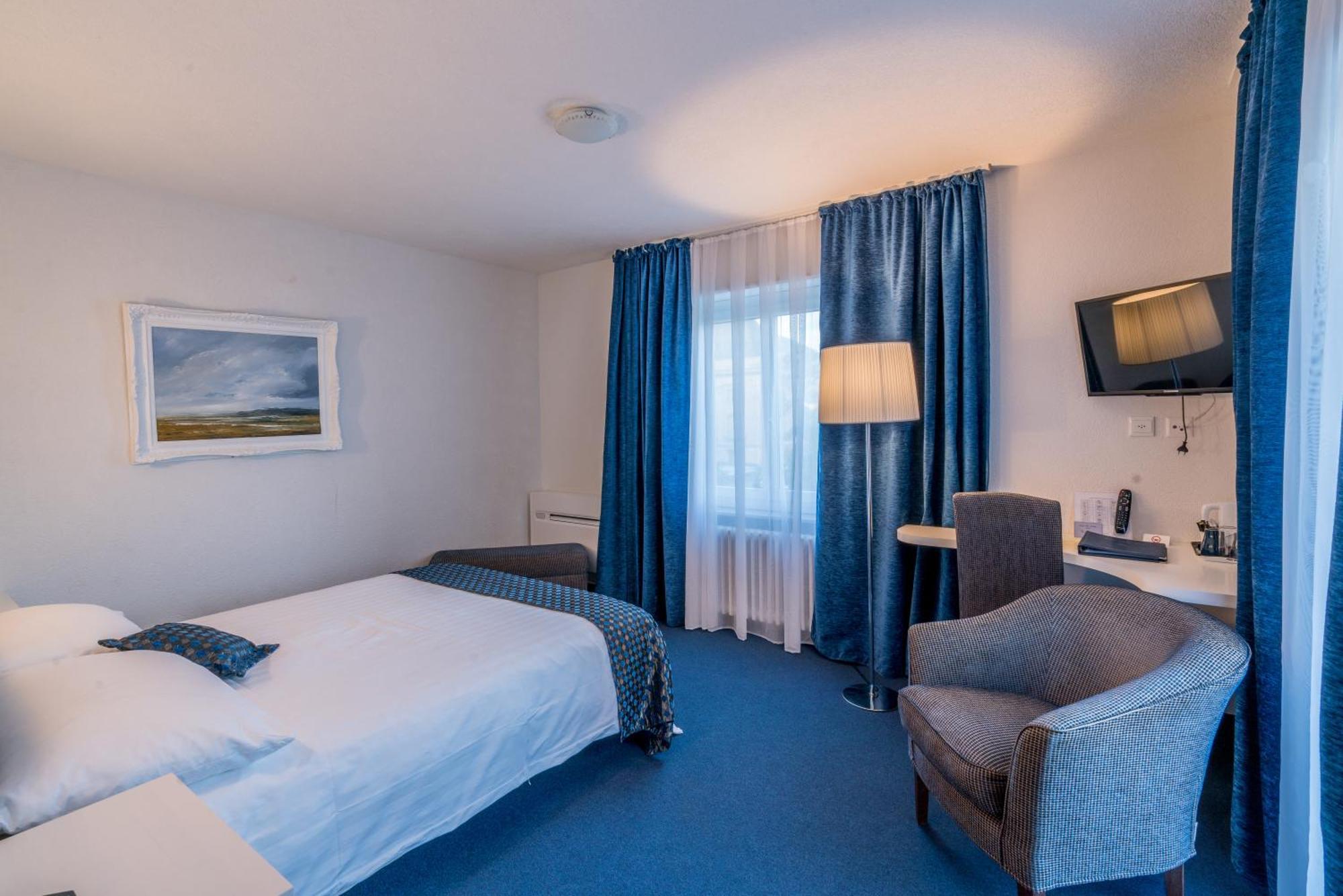 Touring Au Hotel Neuchatel