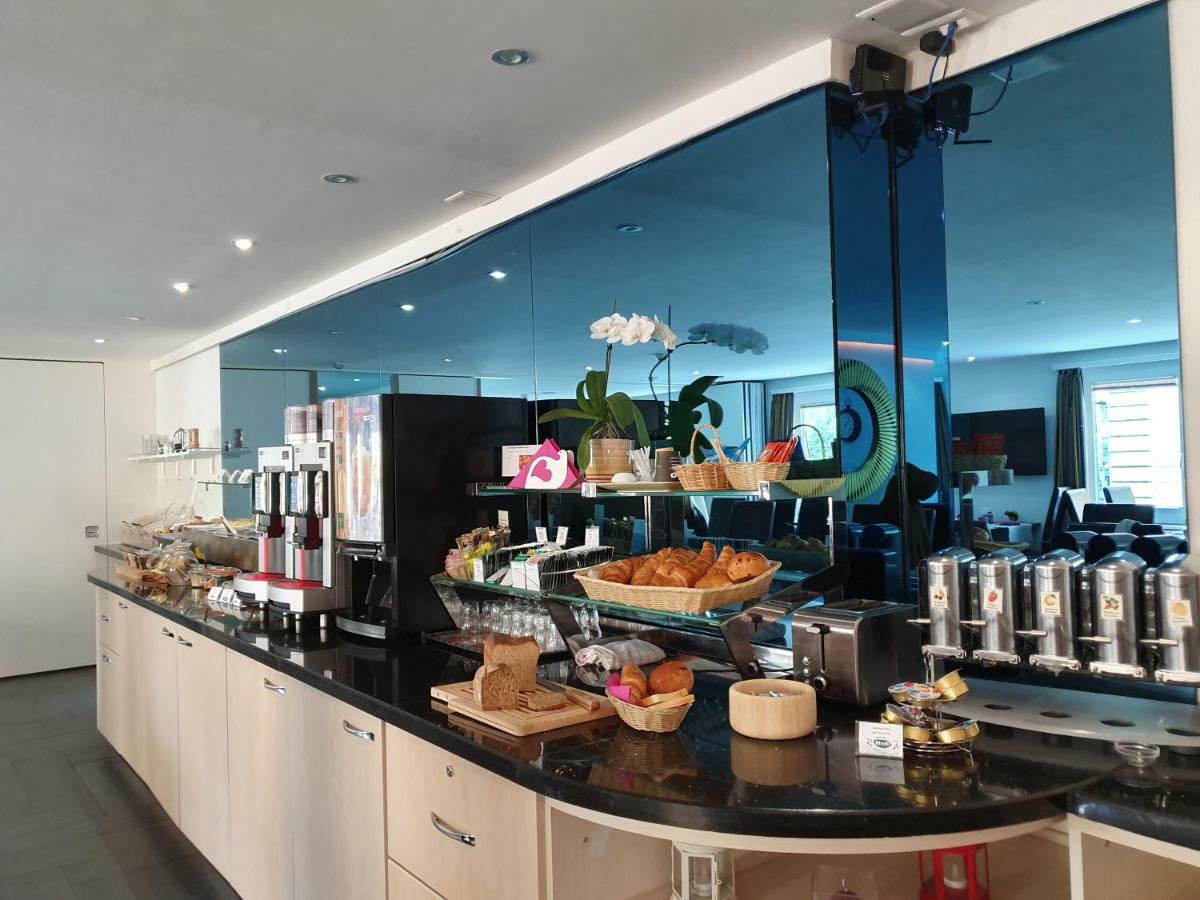 Touring Au Hotel 3*